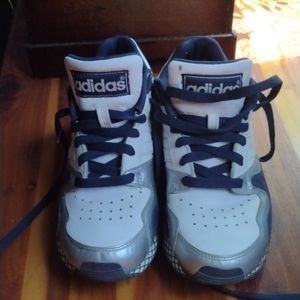 Adidas athletic gym shoe